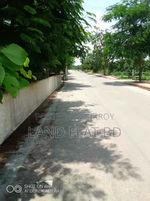 South-Facing 100% Ready-to-Build 3.66 Katha Plot for Sale