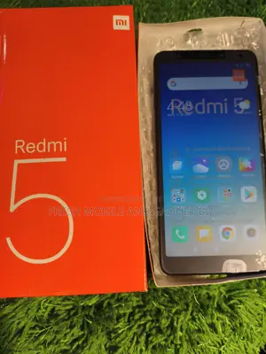 Xiaomi Redmi 5 3/32 (Brand New)