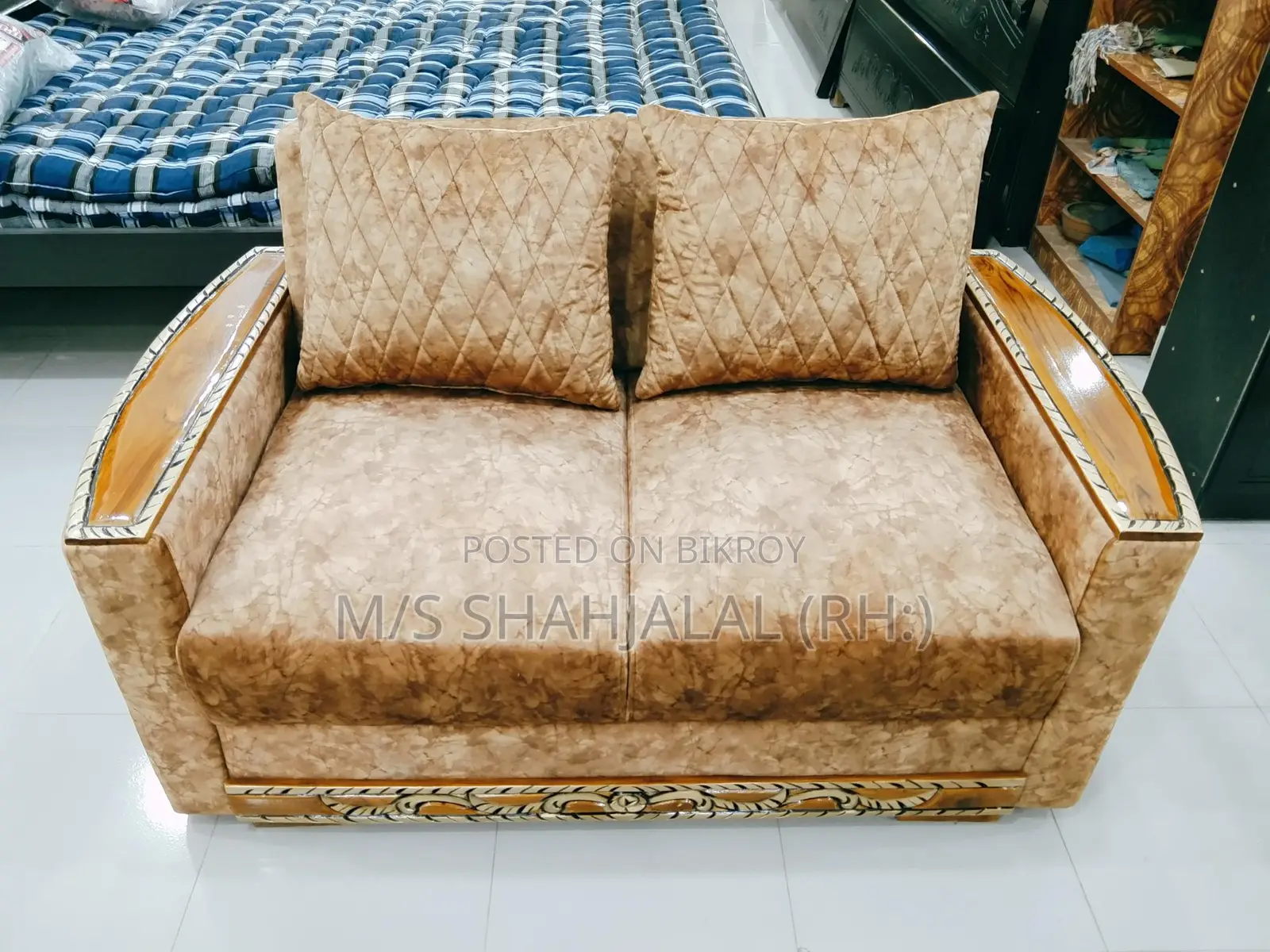 Sofa set chap design segun armrest
