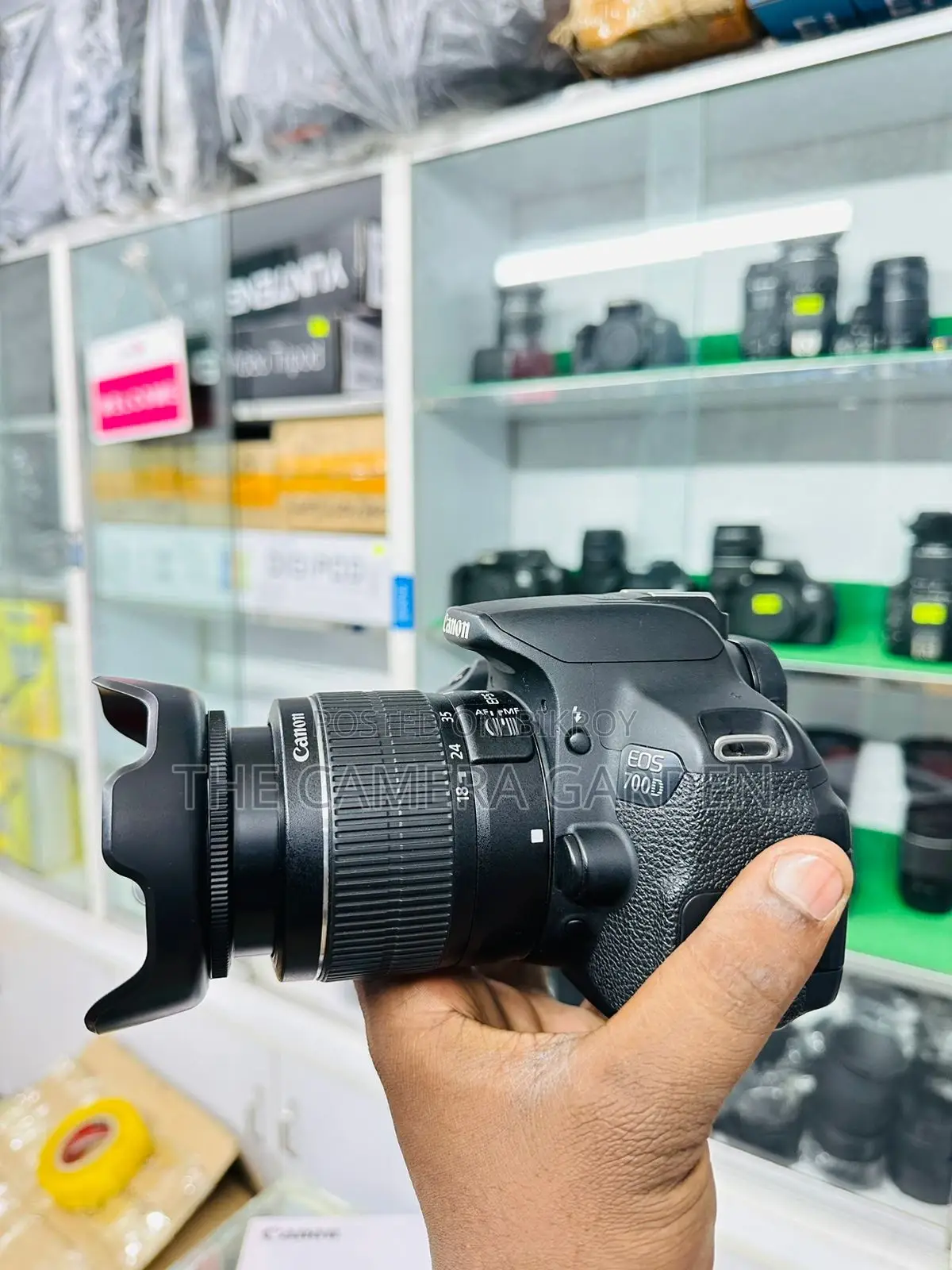 Canon 700D with 18-55mm lens (Boxed)