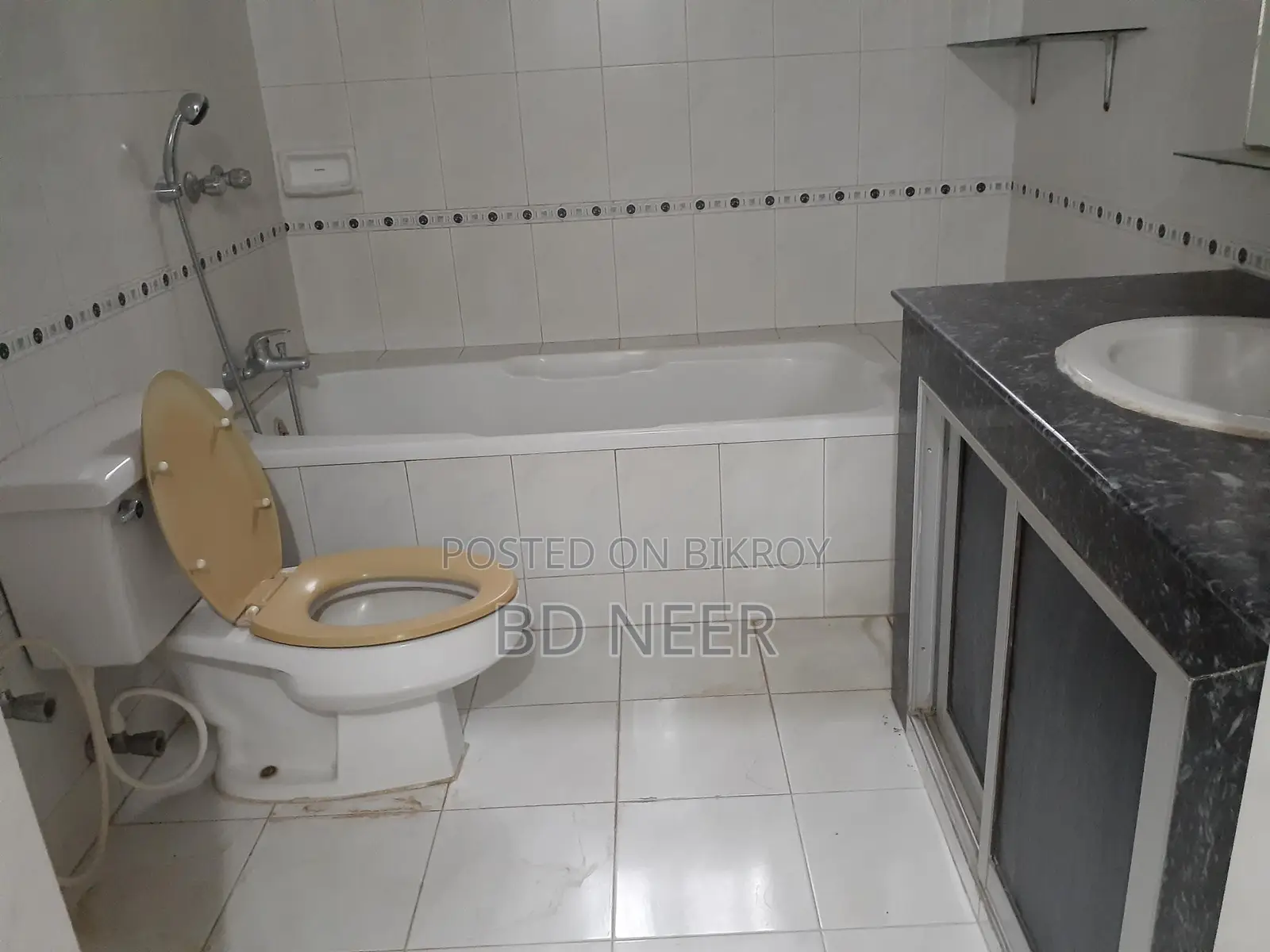 Semi furnished 4Bed Luxury Flat Rent Gulshan-2 North