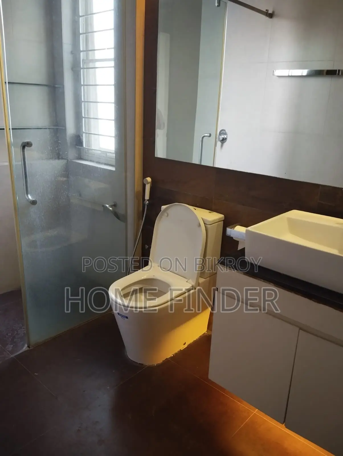 4BED-3000 SQFT APARTMENT FOR RENT GULSHAN