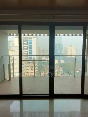 গুলশান মডেল টাউন, ঢাকায় ৪০০০ বর্গফুটের বিলাসবহুল অ্যাপার্টমেন্ট ভাড়া