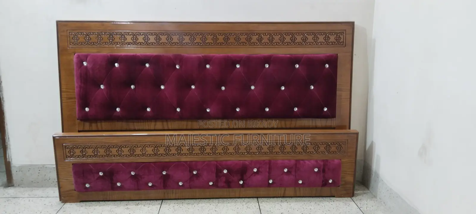 CANADIAN OAK BED 5/7 & 6/7 FEET. M # 9054