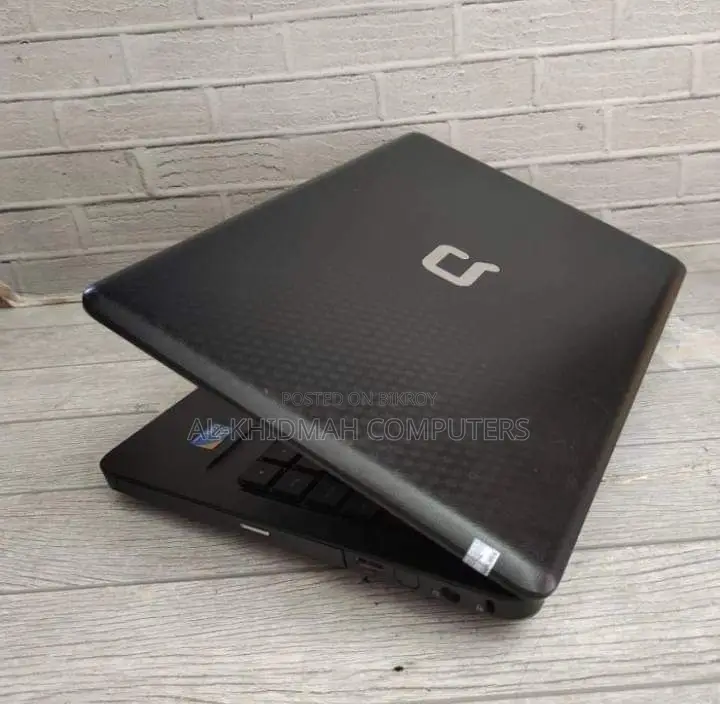 HP Compaq Laptop, 2GB RAM, 250GB Hard Disk