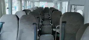 ভাড়ার জন্য টয়োটা কোস্টার বাস