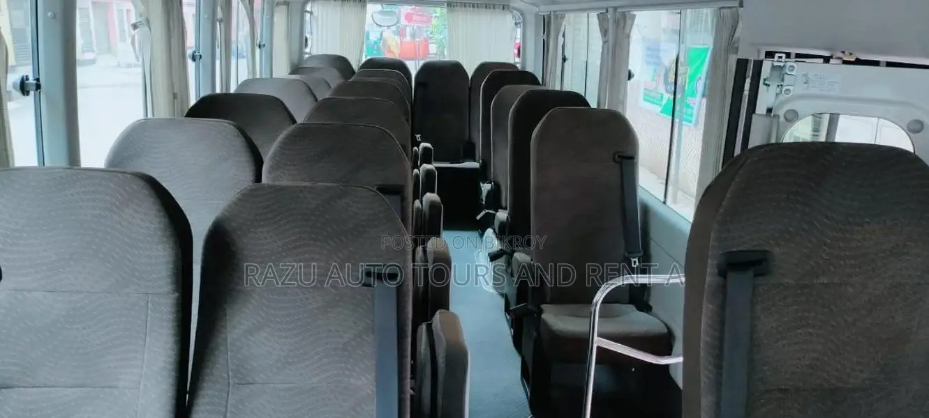 ভাড়ার জন্য টয়োটা কোস্টার বাস