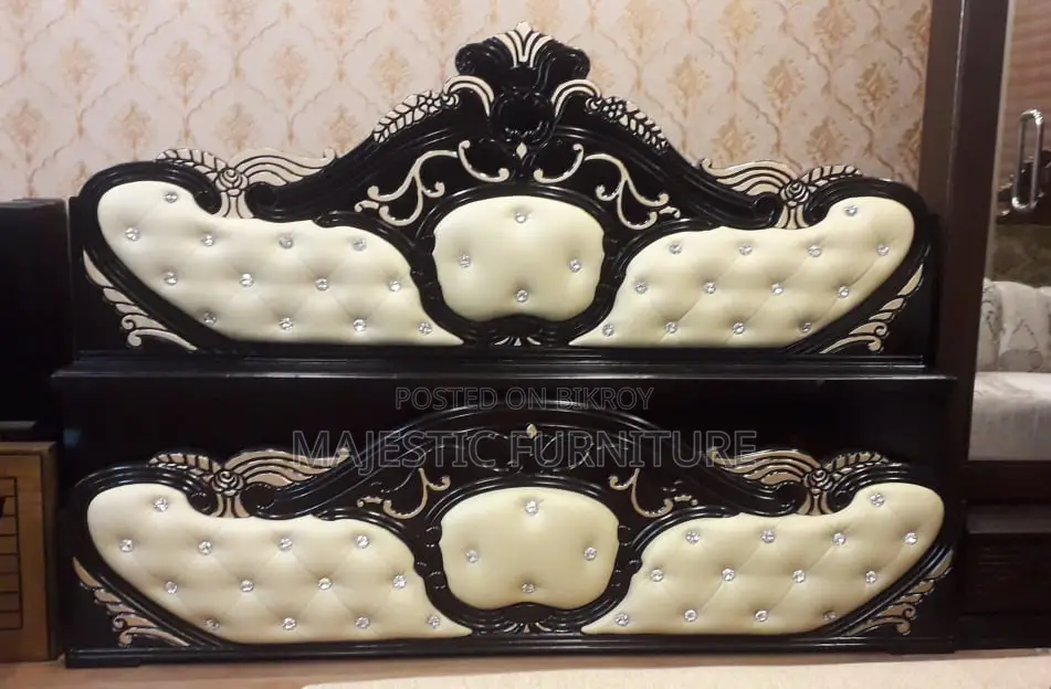 NEW BED LEATHER. M # 5116