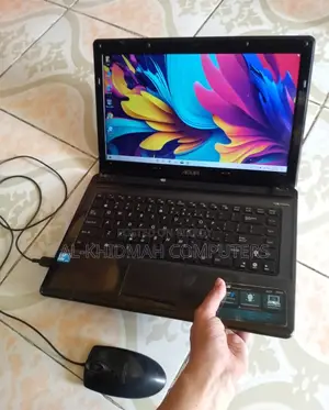 Asus Full Fresh Laptop (128GB SSD, 4GB RAM), Courier Available.
