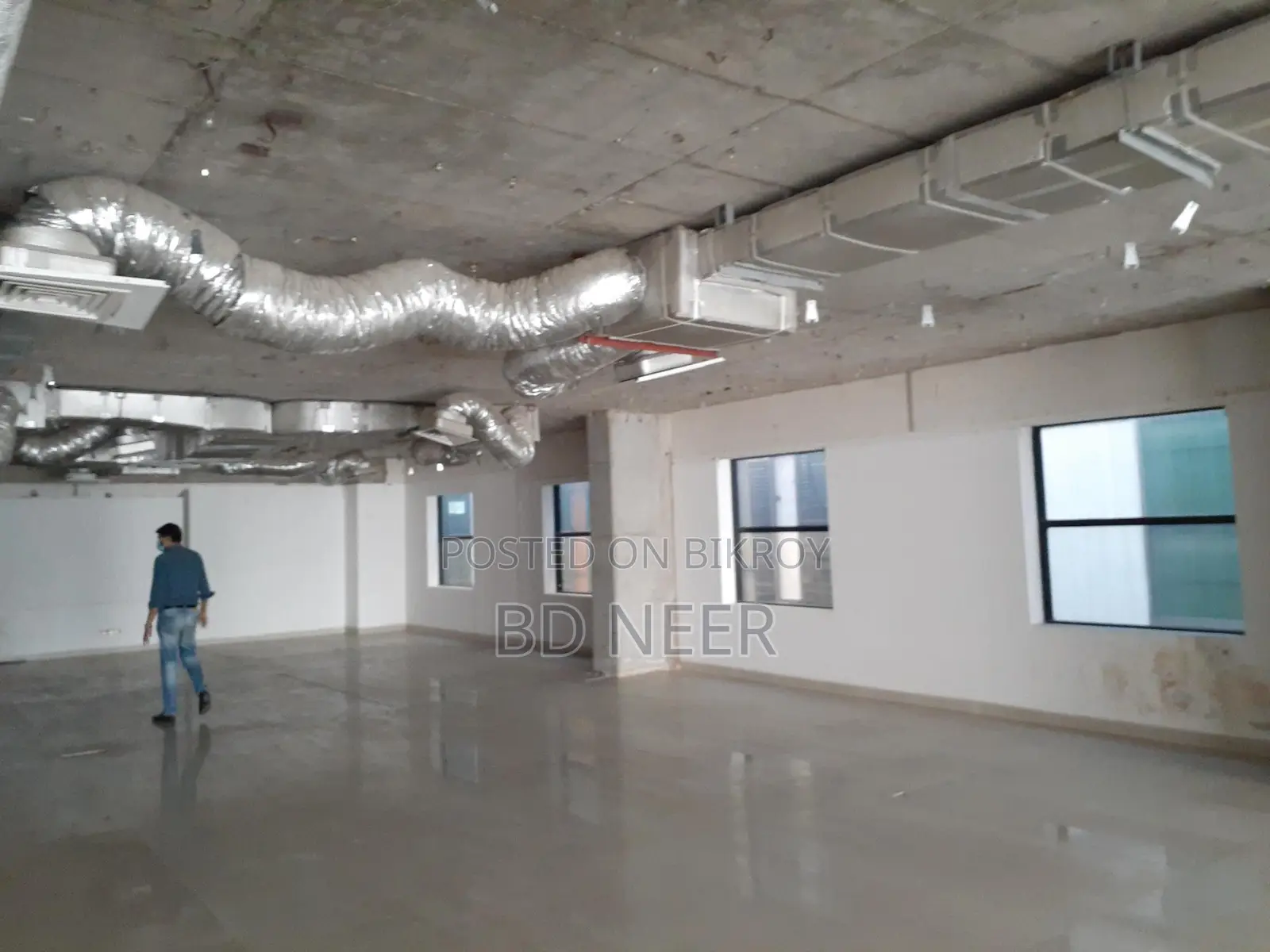 100 % Full Commercial 2000 Sqft Office Space Rent Gulshan Avenue