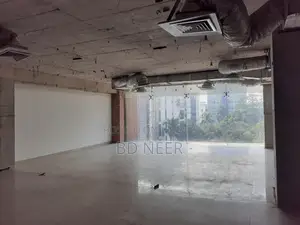 100 % Full Commercial 2000 Sqft Office Space Rent Gulshan Avenue