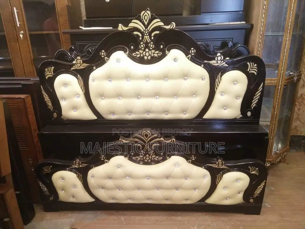 BED LEATHER 5/7 & 6/7 FEET. M # 7142