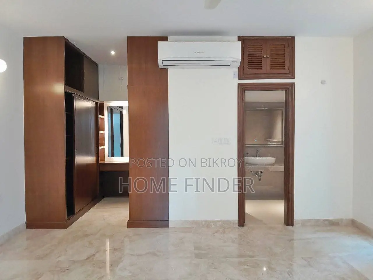Excellent Semi-Furnished Apartment: Rent @ Gulshan