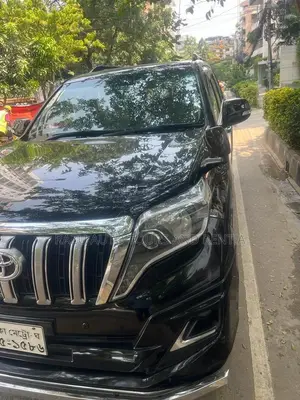 প্রাডো কার রেন্ট
