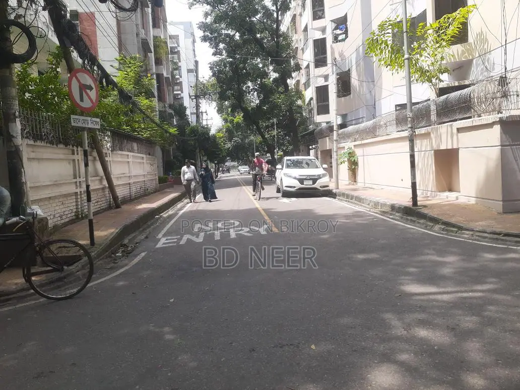 3 Storied House For Office Rent at Banani North Area