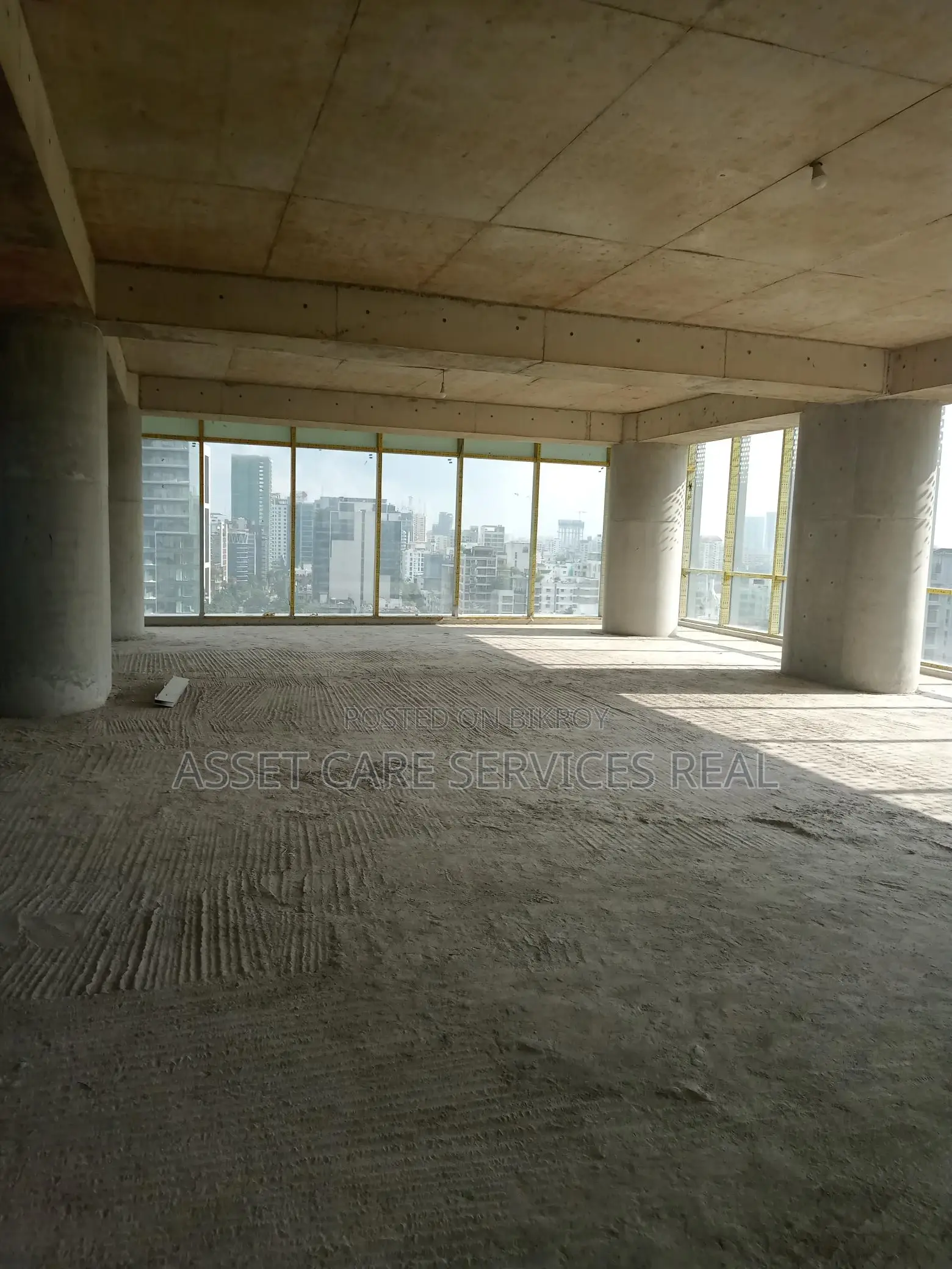 100% Commercial Open Space For Rent Gulshan Avenue