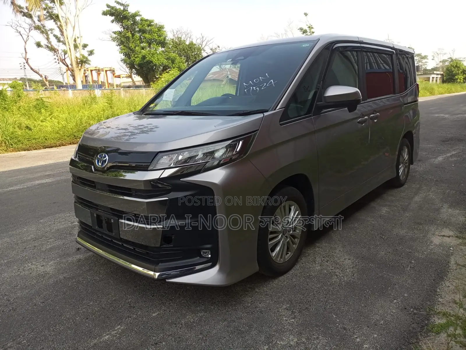 Toyota Noah S-G 2022