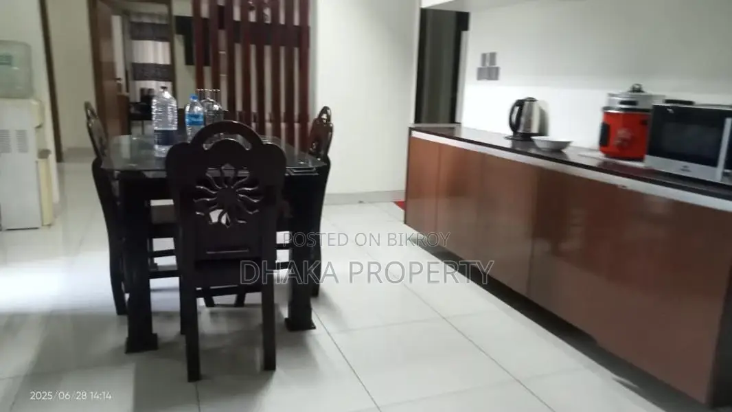 3Bed Furnish Apartment Rent At Gulshan Diplomatic Area