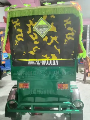 Model: 102 Small Body Mishuk - Half-Roof