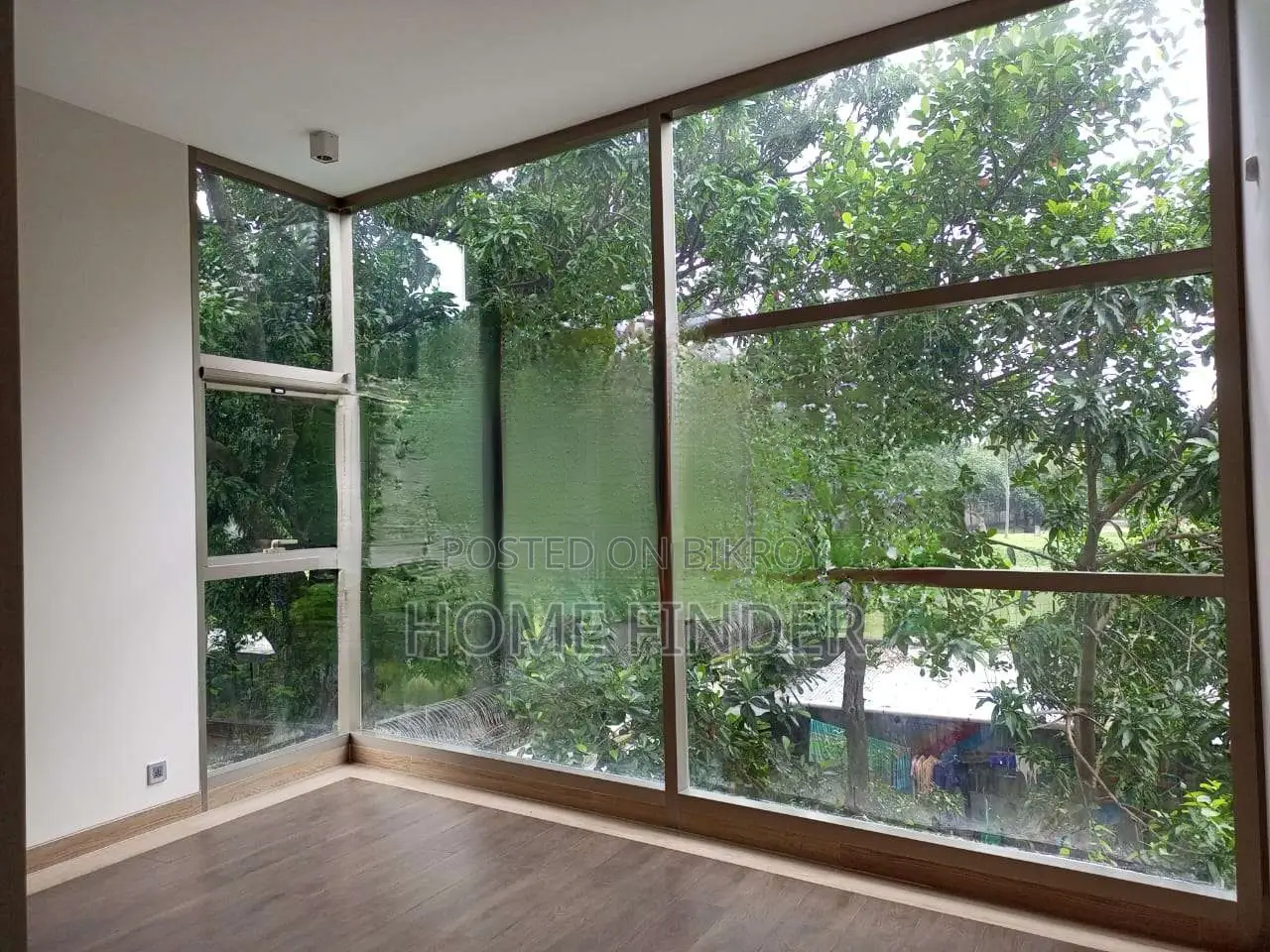 Well Built And Properly Designed Apt:of 5000 Sq Ft For Rent in Gulshan