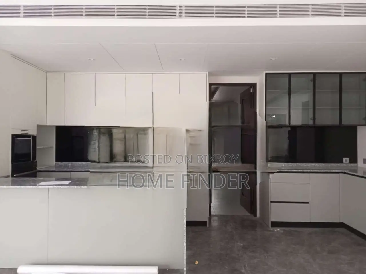 Well Built And Properly Designed Apt:of 5000 Sq Ft For Rent in Gulshan