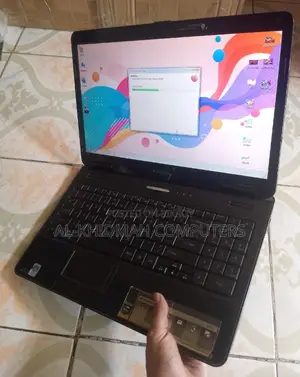 Acer emachines Full Fresh Laptop, সারাদেশে কুরিয়ারেও দেয়া হয়।