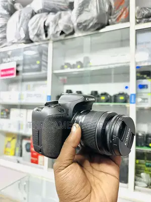 Canon 750D with 18-55mm Lens