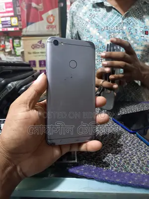 Xiaomi redmi y1, 3/32 (Used)
