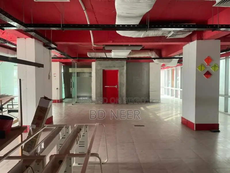 Fully Commercial 8000 Sqft Open Space Available For Rent in Gulshan Ave