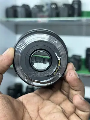 Big Offer: Canon 50mm Lens for 8,500 Taka