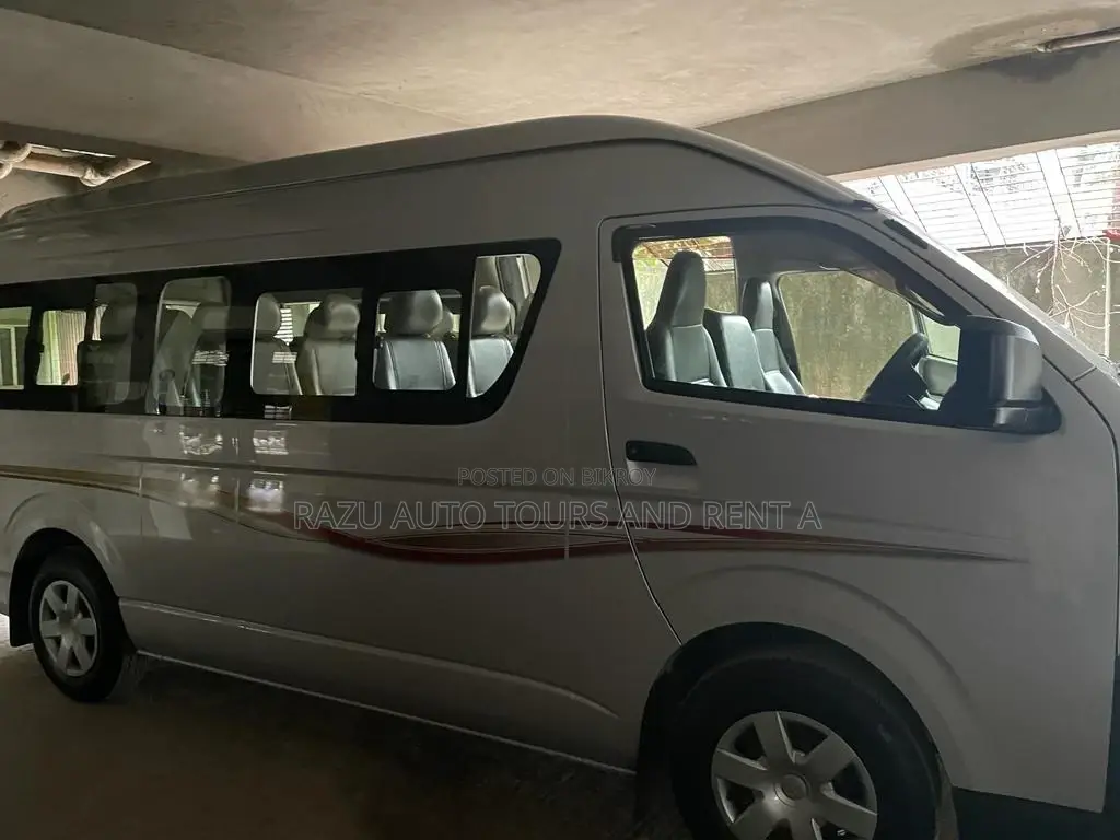 Grand Cavin Hiace For Rent