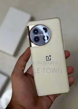 OnePlus 11 16/256 Jupiter Rock (Used)