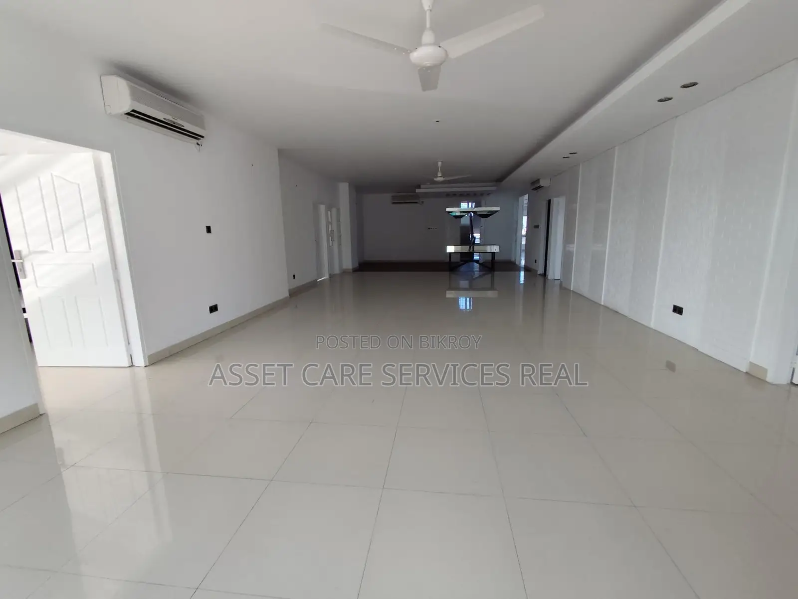 Gym-Pool Facilities 4Bed Big Apartment Rent Baridhara Diplomatic Zone