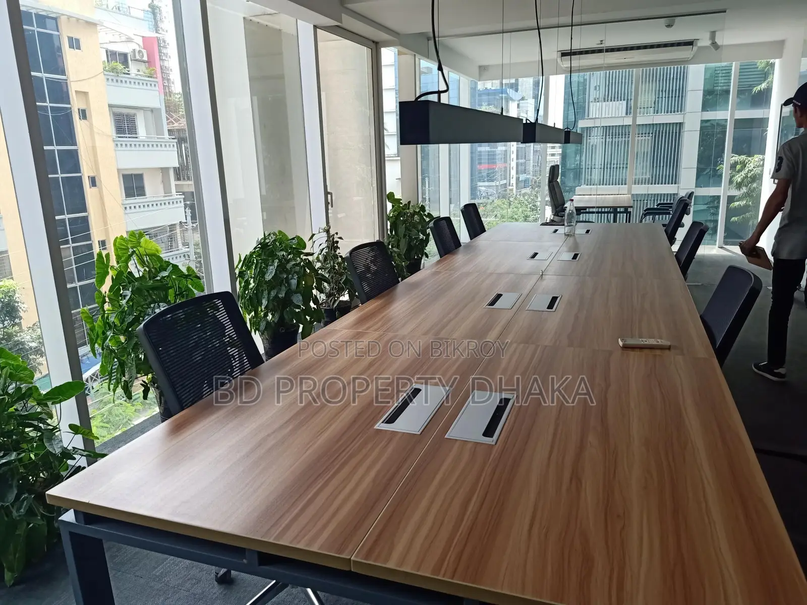 2450 Sqft Open Commercial Space for Rent in Banani