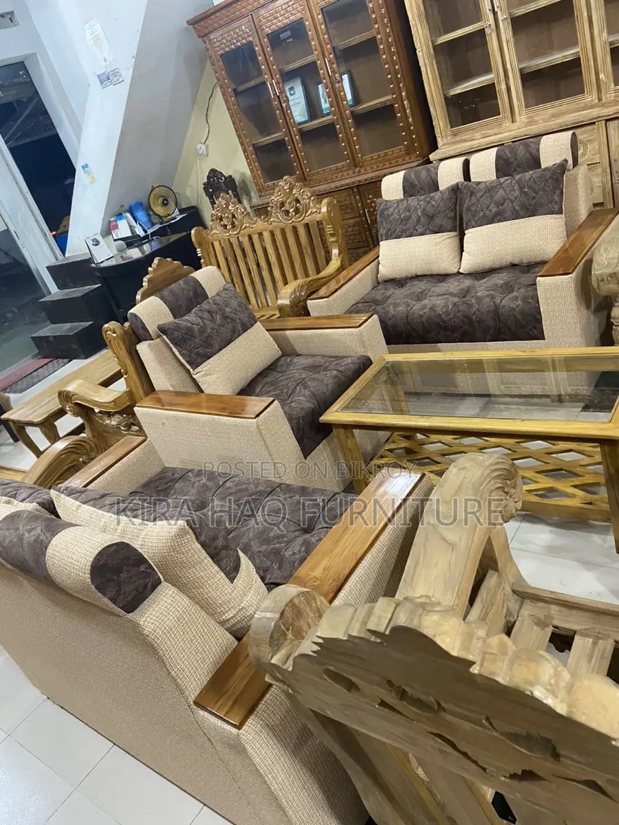 Highest Discount of the Year on Teak Wood 6-Arm Sofa