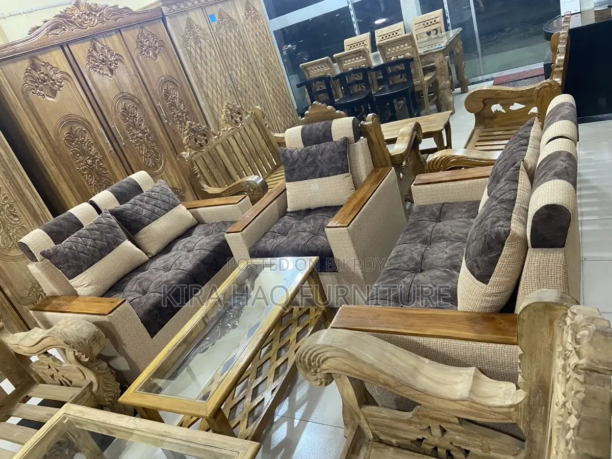 Highest Discount of the Year on Teak Wood 6-Arm Sofa