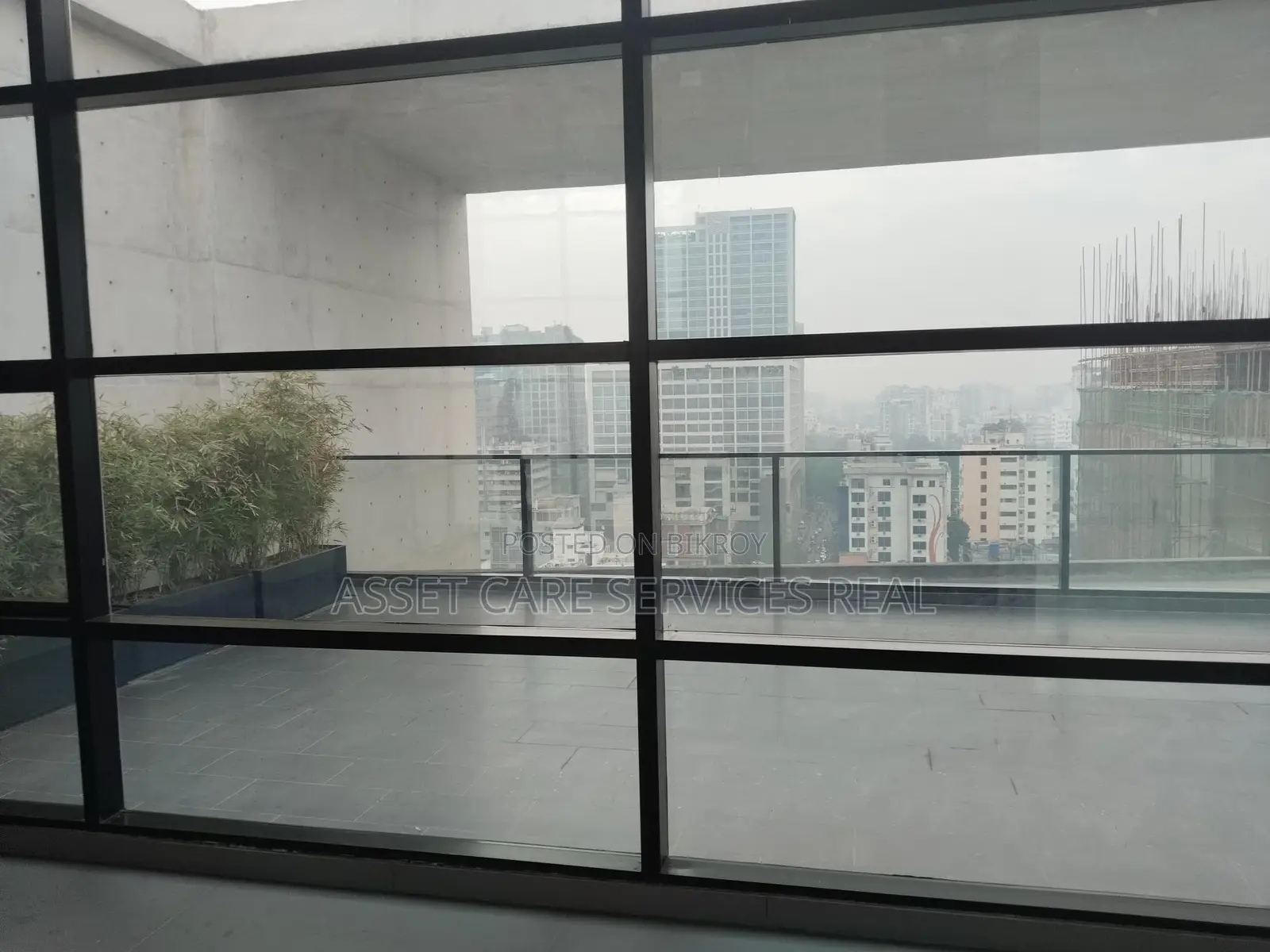 Gulshan Avenue Commercial Space Rent @