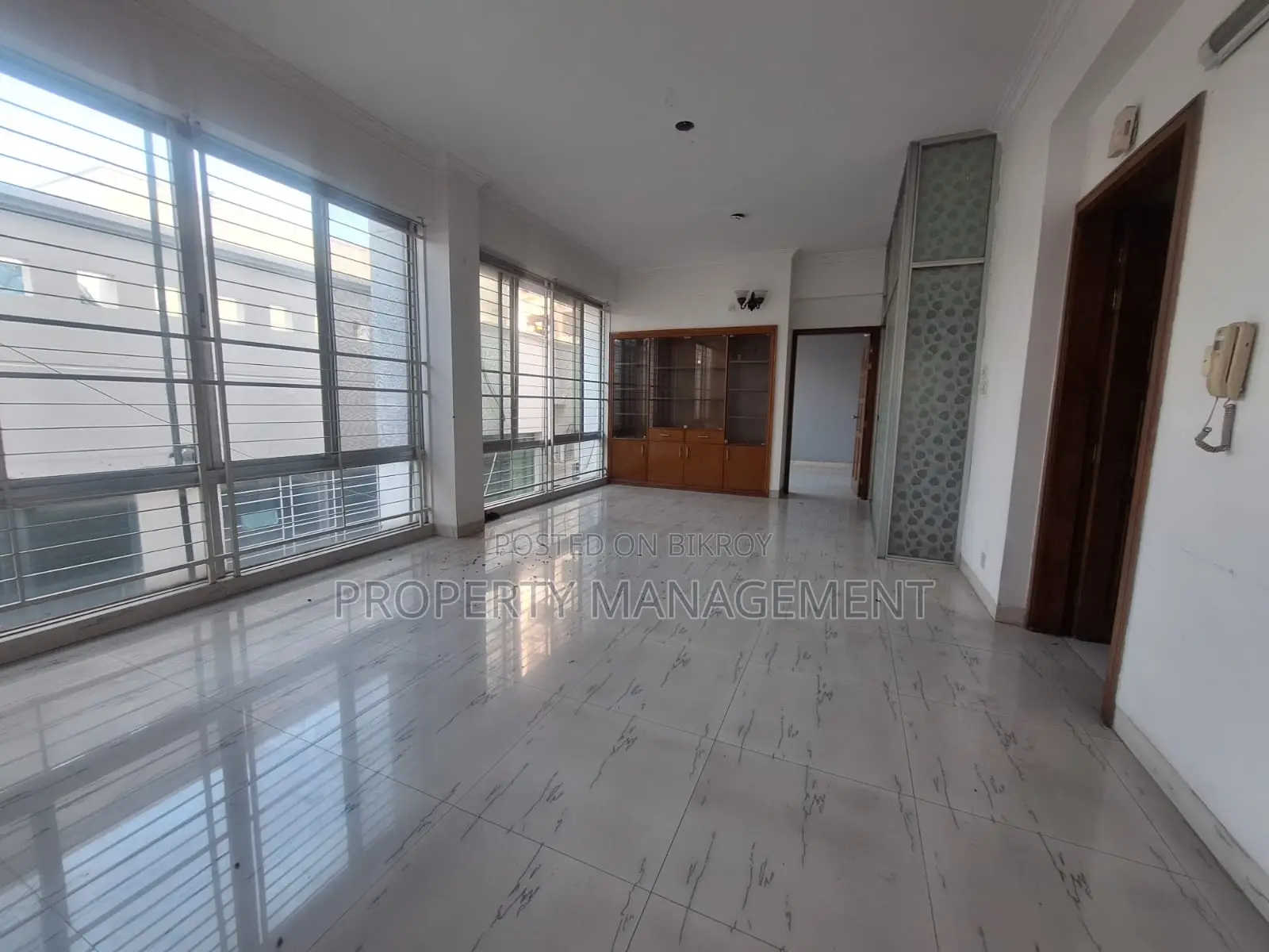 2000Sqft Apartment Rent Gulshan1&2Middle 3Bed 4Bath Nice View