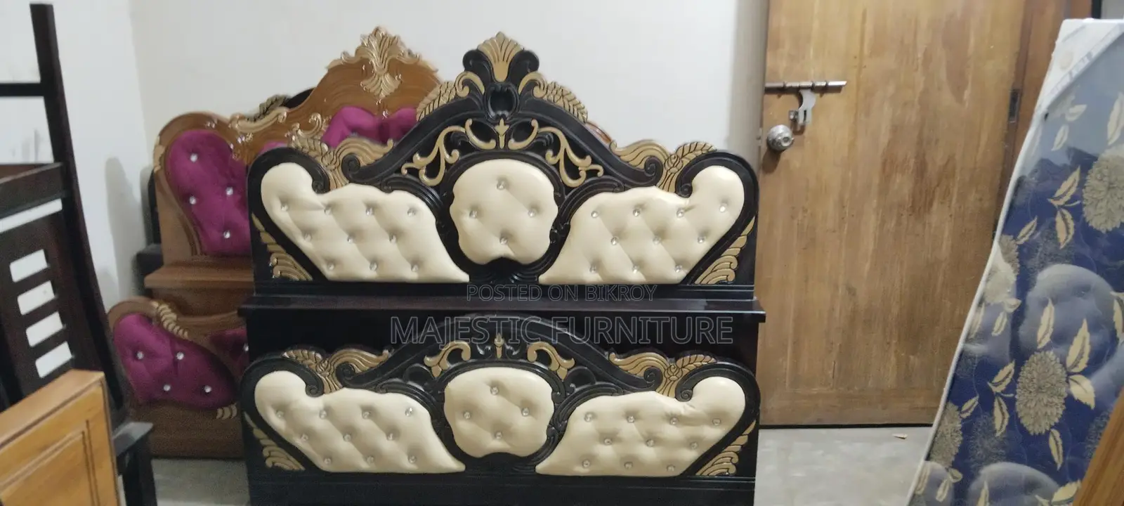 NEW BED 5/7 FEET. M # 2655