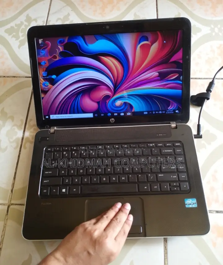 HP Core i3 5th Gen Full Fresh Laptop, সারাদেশে কুরিয়ার করা হয়।