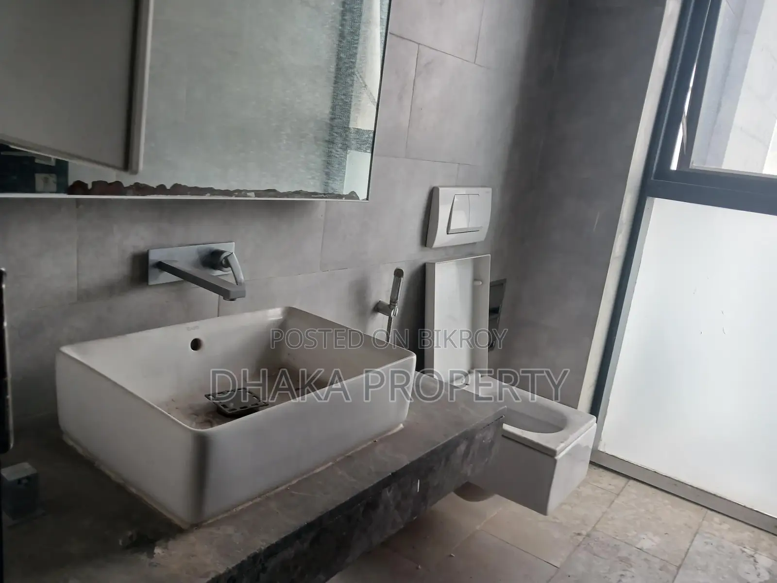 Luxury Office Space 2500SqFt. Rent at Gulshan 2
