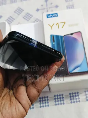 Discount on Vivo Y17 6/128 (Used)