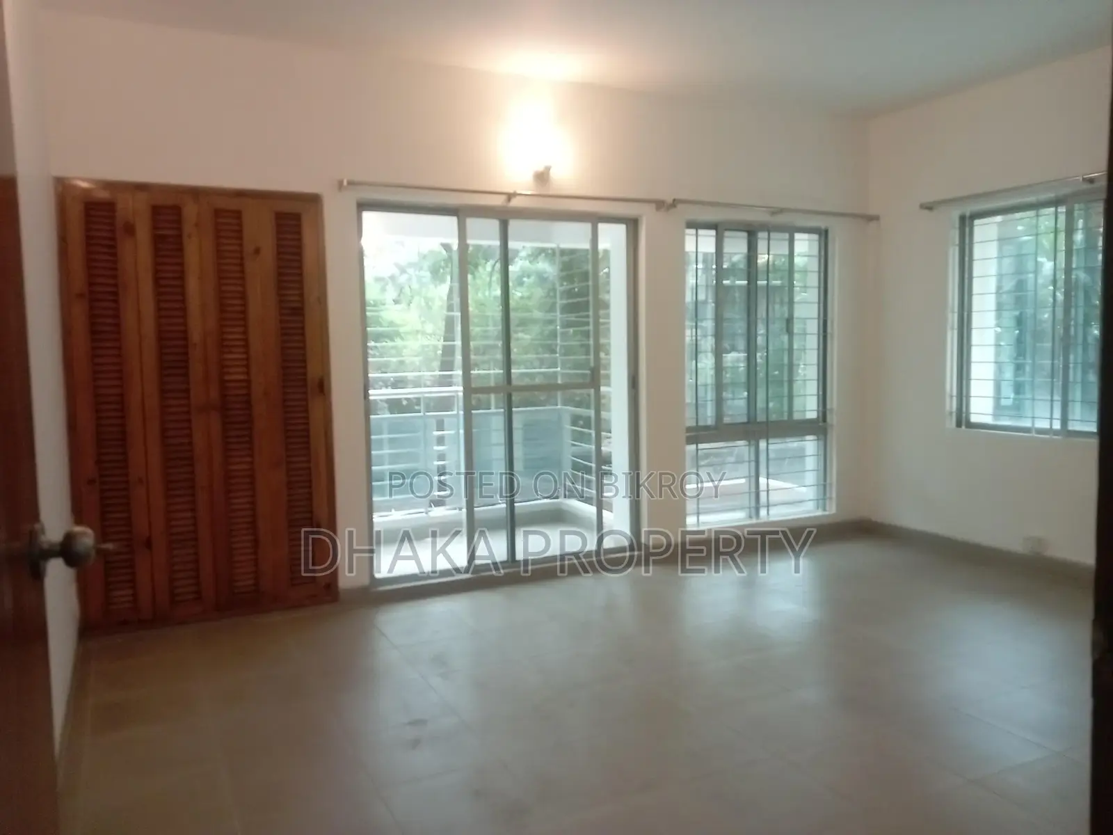 Semi Furnished 4 Beded Apartment Rent in Gulshan