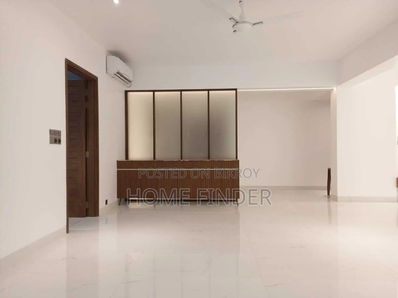 Luxurious(pool-gym) Semi Furnished Apt: For Rent @ Gulshan