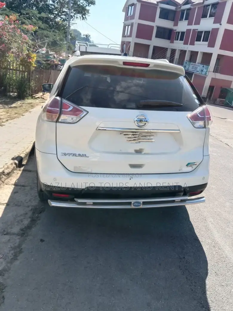 Nissan X-Trail For Rent