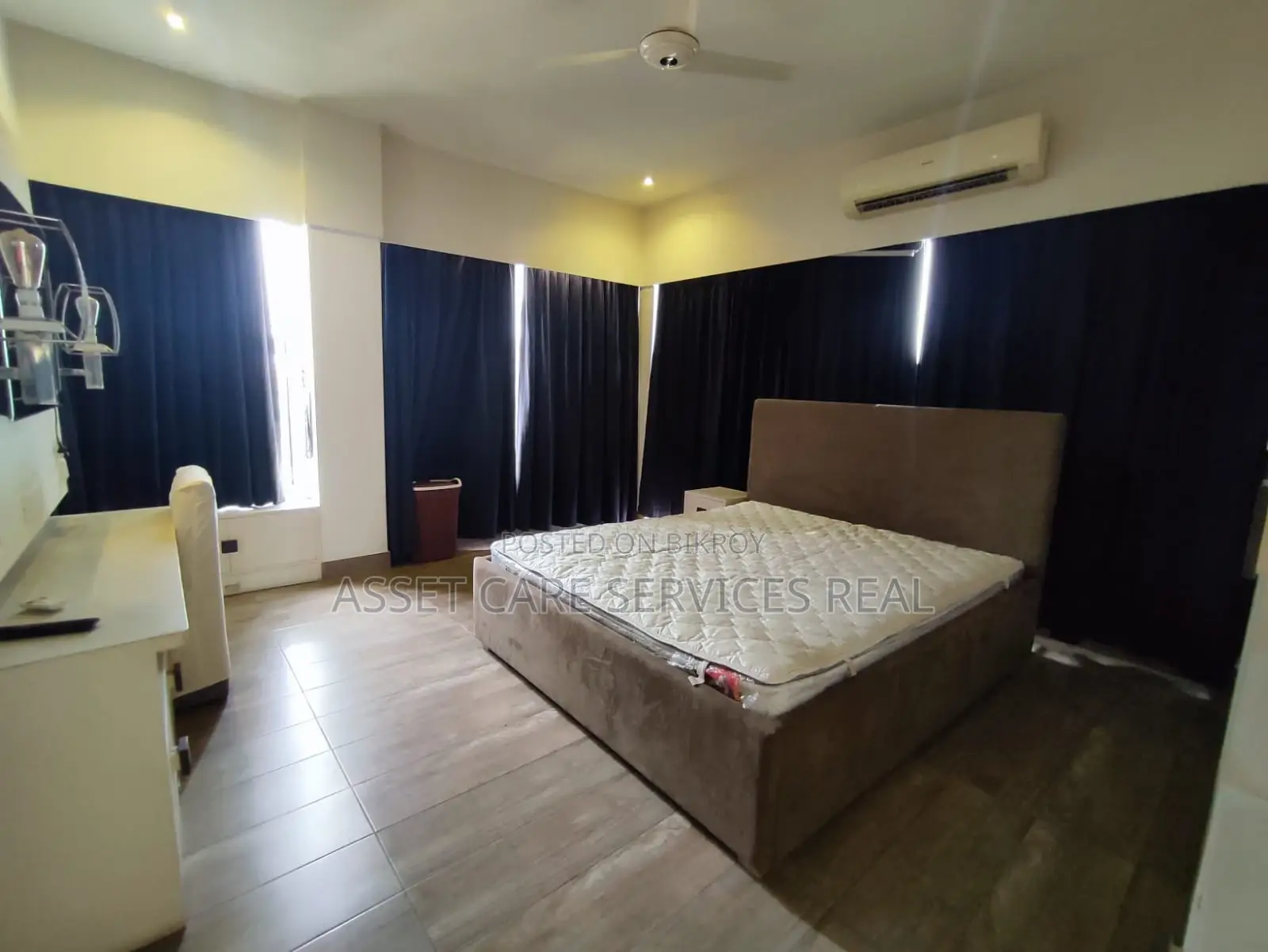 Lake View 4-Bed Fully Furnished Apartment For Rent In Gulshan