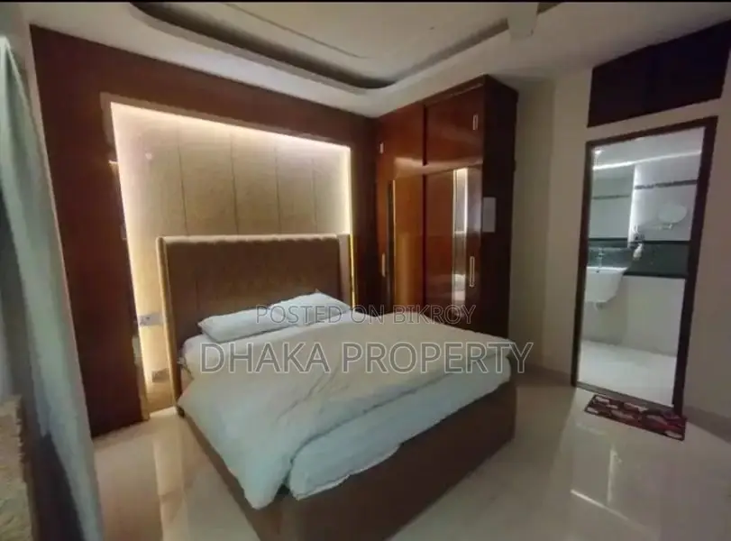 Full-Furnished Luxurious Apartment Rent in Gulshan North