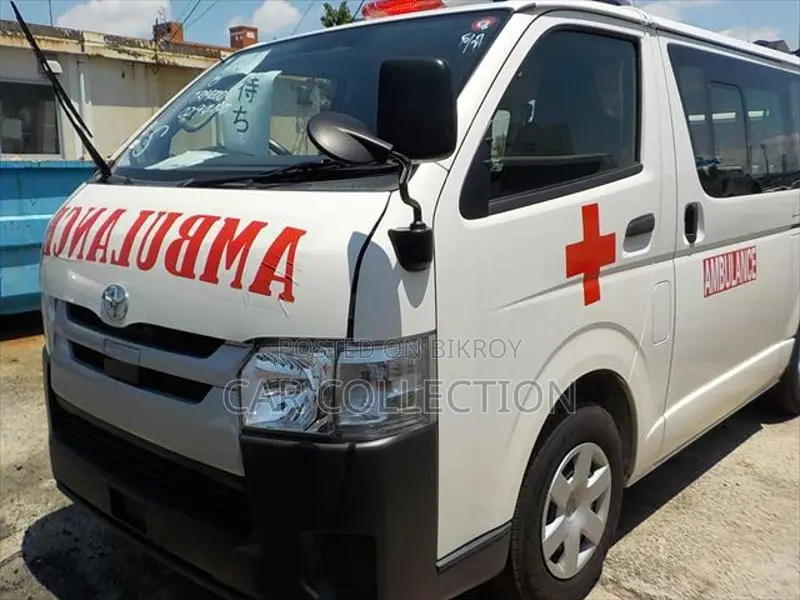 Toyota Hiace Ambulance Dual AC 2020