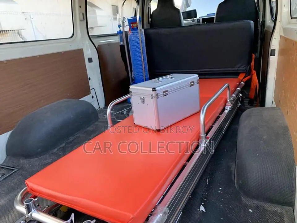 Toyota Hiace Ambulance Dual AC 2020