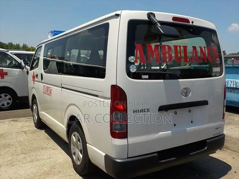 Toyota Hiace Ambulance Dual AC 2020